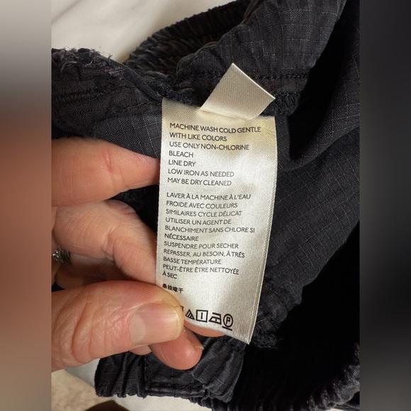 ANTHROPOLOGIE Black distressed BYRON joggers with embroidered side accent size M - Picture 11 of 14